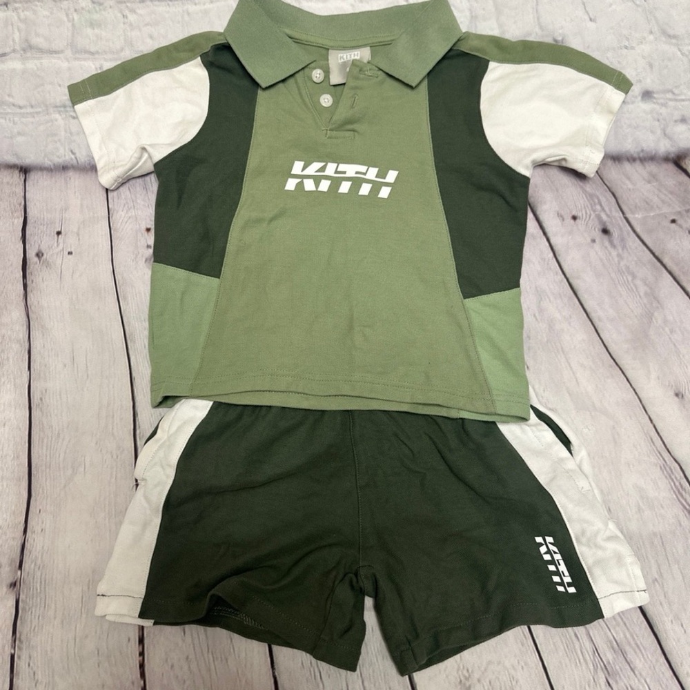 Kith Kids Two-Tone Green Polo Set